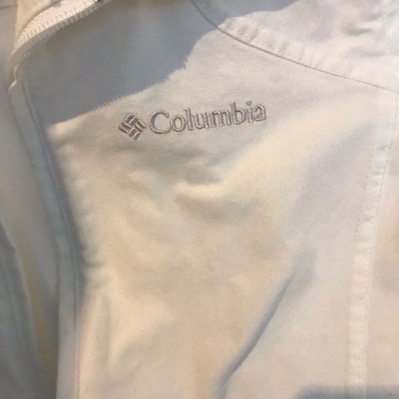 Canvas white columbia zip front jacket 🤍 - Picture 3 of 13